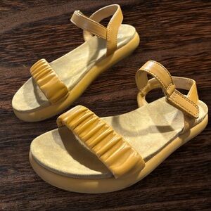 Girls' Aylabeth Slip-On Footbed Sandals Lavender Cognac - Cat & Jack Size 1